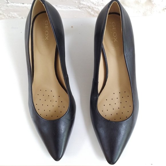 GEOX KITTEN HEELS *WORN ONCE* - Picture 9 of 9